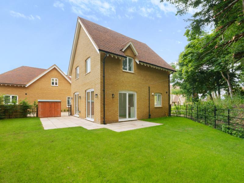 Plot 14 garden Oakley Gardens Development - Dion Homes - London, Surrey NT1 3GJ