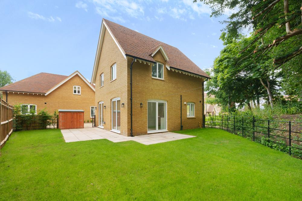 Plot 14 garden Oakley Gardens Development - Dion Homes - London, Surrey NT1 3GJ