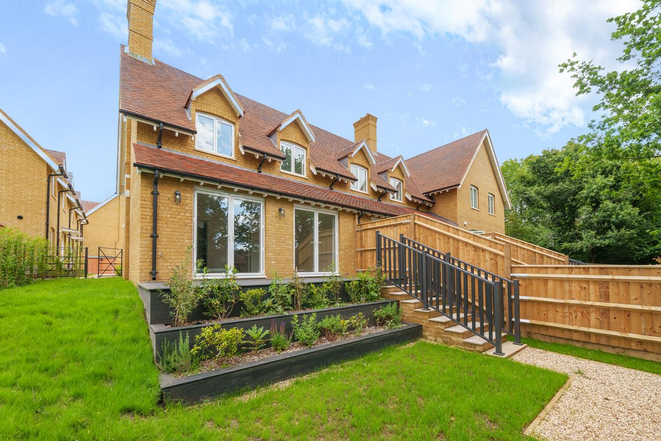 Plot 19 Garden Oakley Gardens Development - Dion Homes - London, Surrey NT1 3GJ